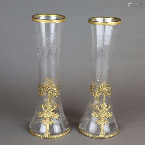 Paar Vasen mit Messingmontierung - wohl Frankreich…