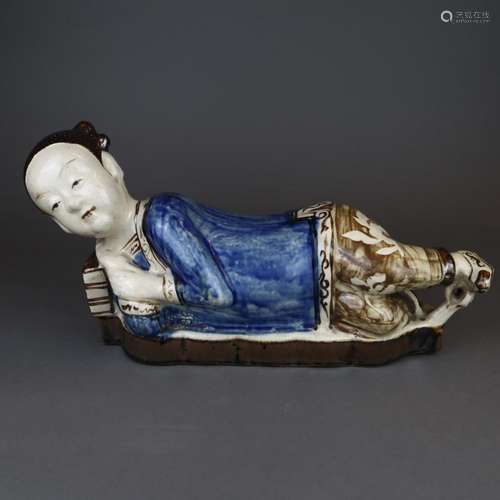 A Cizhou lady-shaped pottery pillow - China, late …