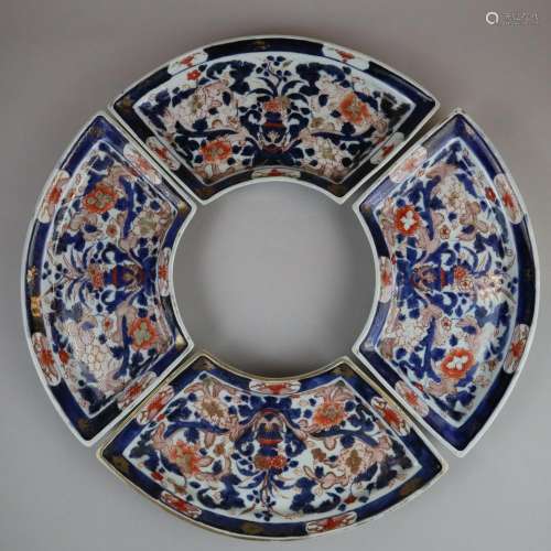 Four cabaret porcelain bowls - composable to circl…