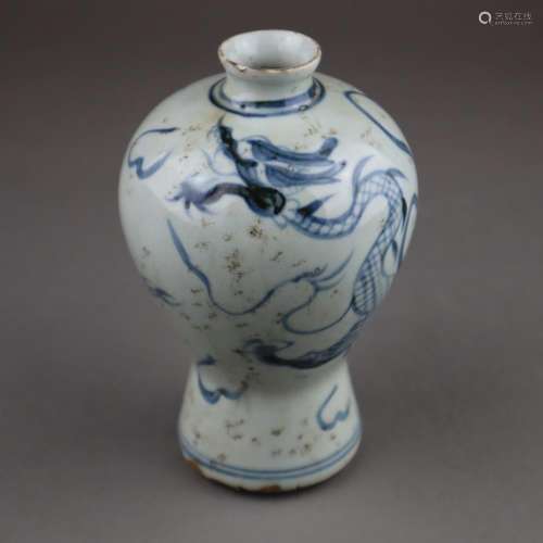 Small Meipingvase - China, porcelain with dragon m…