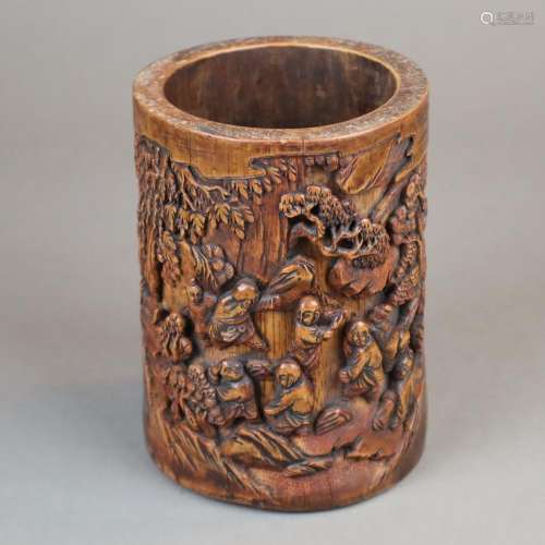 Brush cup - China 19th century, elaborately carved…
