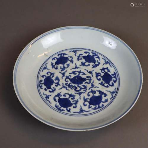 A Blue and White Plate - China, Ming dynasty, Jiaj…