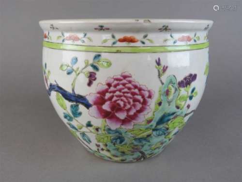 A Chinese famille rose porcelain jardinere, Qing Dynasty, the tapering swelling body with everted