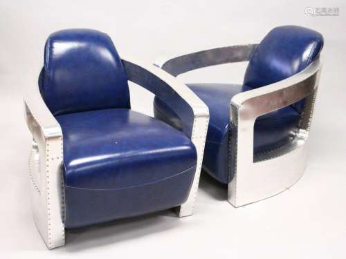 A PAIR OF STYLISH ART DECO STYLE BLUE LEATHER