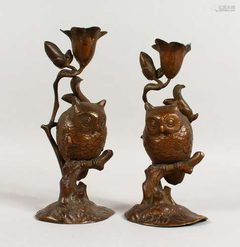 A GOOD PAIR OF LATE 19TH CENTURY CAST BRONZED SPELTER