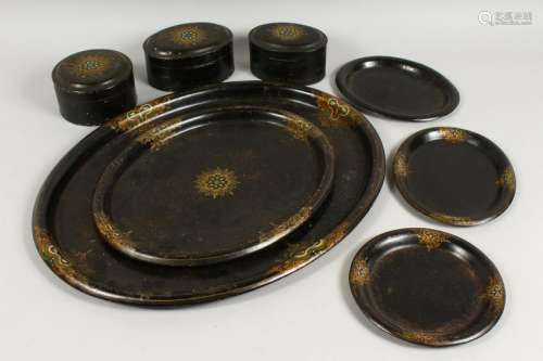 A GROUP OF LATE 19TH CENTURY TOLEWARE ITEMS, to include