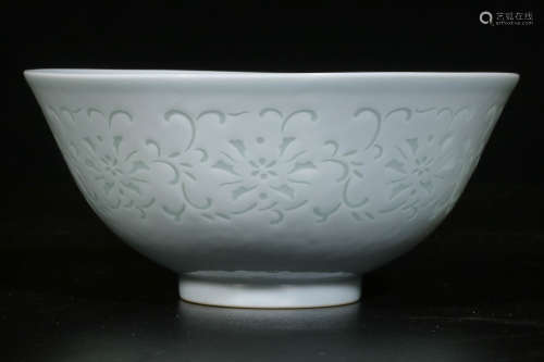 A Chinese White Glazed Porcelain Bowl