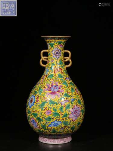 A Chinese Famille-Rose Porcelain Vase