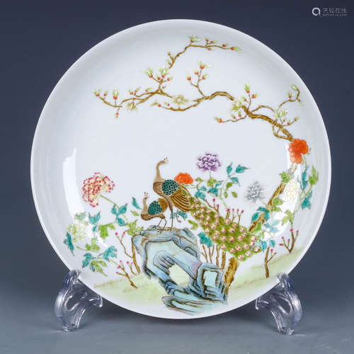 A Chinese Famille-Rose Porcelain Plate