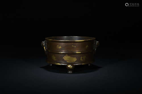 Qing dynasty beast ear gold-point stove with bow string pattern