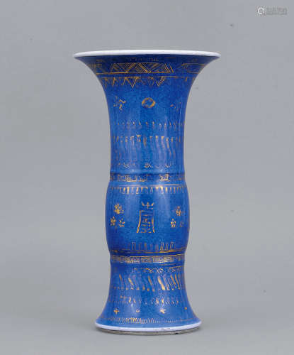 清 祭藍釉描金觚式瓶