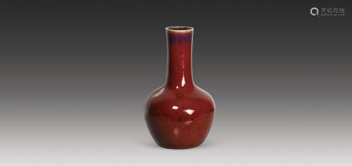 清·乾隆 霁红釉天球瓶 H:36cm