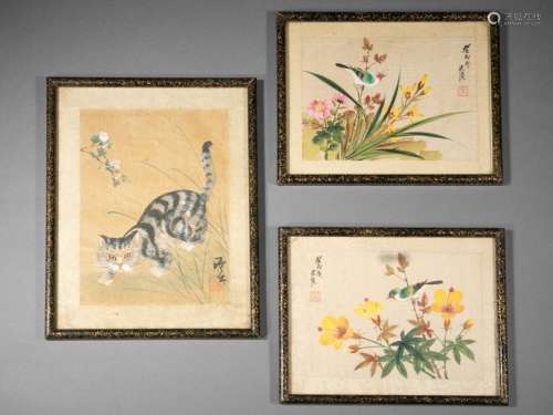 CHINE, XXe siècle. Lot de trois peintures sur soie…