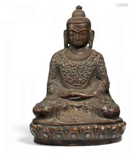 IMPORTANT BUDDHA IN ROYAL REGALIA. Sino-Tibetan. 18th/19th c. Copper bronze. The [...]