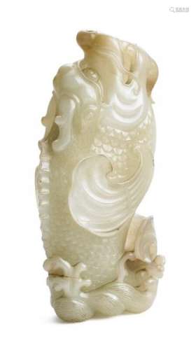 A Chinese carp jade vase that strikes a curl on the tail of the ocean waves. Late [...]