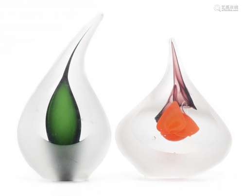 Yann Oulevay (né en 1975), deux flammes en verre - Yann Oulevay (né en 1975), deux [...]