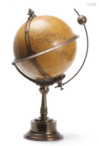 Pendule globe terrestre, mappemonde. The Empire clock, circa 1895 - Pendule globe [...]
