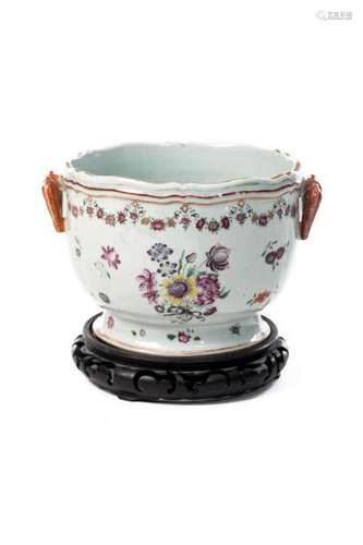 Rafraîchissoir en porcelaine de la Compagnie des Indes d'époque Qianlong - [...]