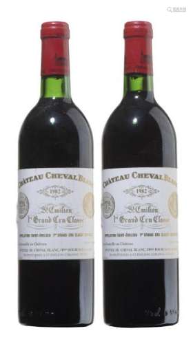 Château Cheval Blanc 1982 - Château Cheval Blanc 1982St Emilion2 bouteilles 75 [...]