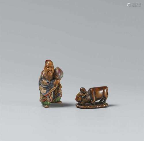 Two boxwood netsuke. 19th centurya) Tôbosaku Sennin with a large peach, painted, [...]