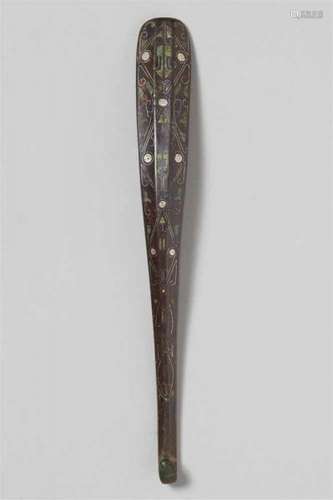 A large inlaid bronze garment hook. Warring States period, 3rd/4th century BCHeavily cast