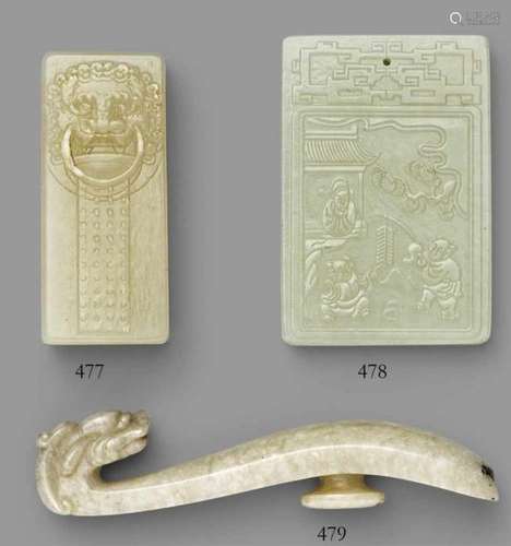 A light grey seladon jade scabbard slide. Qing dynastyOf rectangular shape to the top [...]