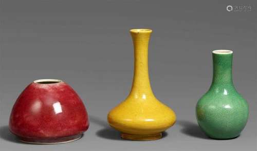 Three monochrome-glazed small vases. 19th centurya) Of almost cone shape, with a [...]