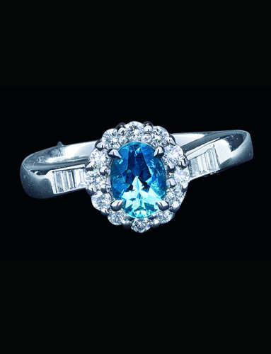 18K圣玛利亚色海蓝宝钻石戒指