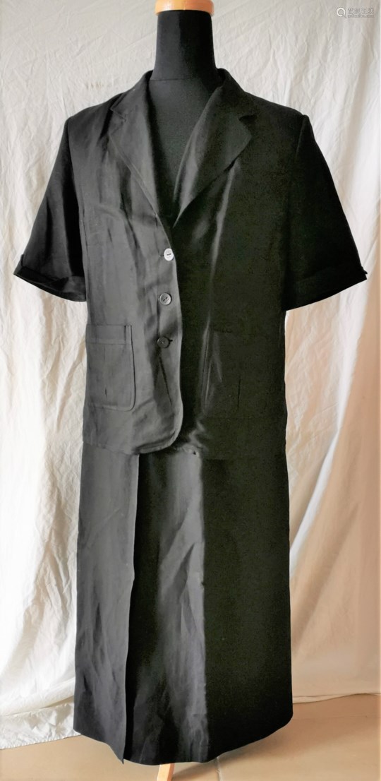 Ensemble noir, jupe portefeuille et veste (taille 46), Selection de GIVENCHY,  viscose [...]－【Deal Price Picture】