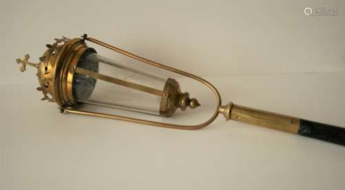 Lampion de procession religieuse, laiton et verre, emplacement pour une bougie, 1ère [...]