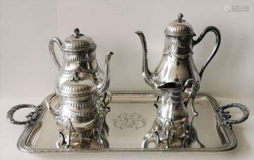 Service à café et à thé en argent massif de style Empire (pot à lait, théière, [...]