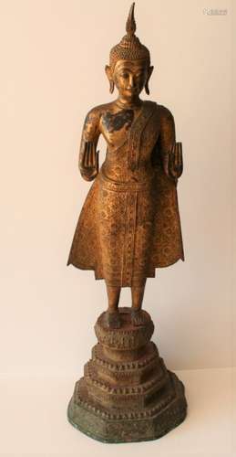 Statuette de Bouddha en bronze laqué or, Thaïlande, Ratanakosin, école de Bangkok, [...]