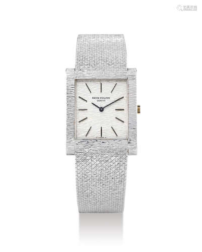 Patek Philippe. A Fine White Gold Bracelet Watch