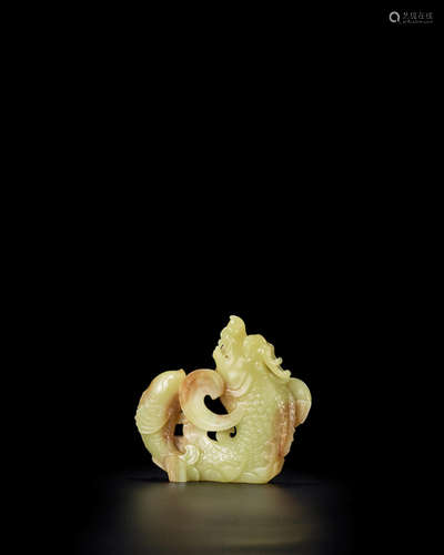 18th/19th century A rare yellow jade 'dragon-fish' vase