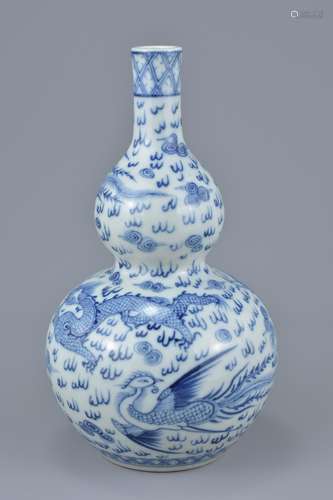 Chinese 19th century blue and White Double Gourd porcelain Bottle Vase decorated with a Dragon and P