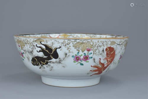 Chinese 18th century Porcelain Punch Bowl decorated with Goldfish, 25cms diameter