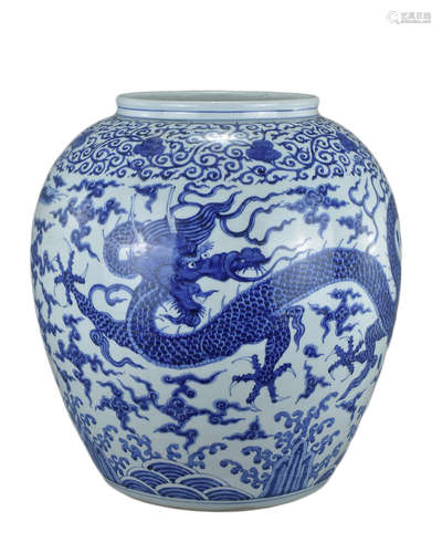 Very Large Chinese Blue & White Porcelain Dragon Jar