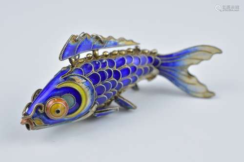 White Metal & Enamelled Articulated Fish, 7cms long