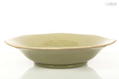 CELADON GLAZED AND CARVED 'FLOWERS' OCTAGONAL DISH