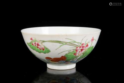 DOUCAI 'FLOWERS' BOWL