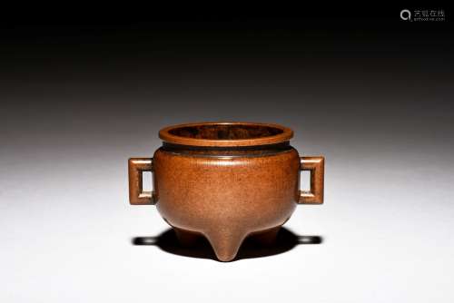 BRONZE CAST TRIPOD CENSER WITH HANDLES