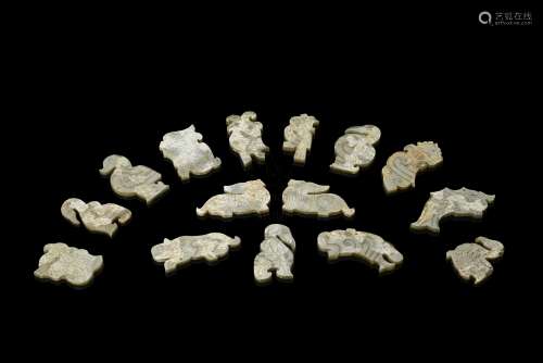 GROUP OF FIFTEEN JADE CARVED 'ANIMALS' ORNAMENTS