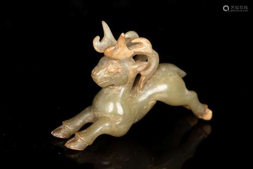 JADE CARVED 'MYTHICAL ANIMAL' FIGURE