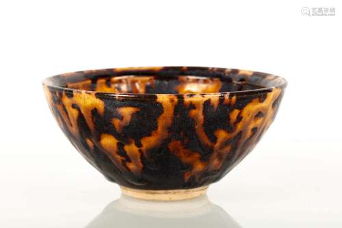 BLACK GLAZED PATTERNED BOWL