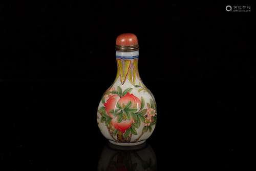 WHITE GLASS AND PAINTED SNUFF BOTTLE