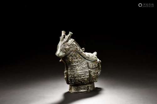ARCHAIC BRONZE CAST 'MYTHICAL BEAST' RITUAL VESSEL