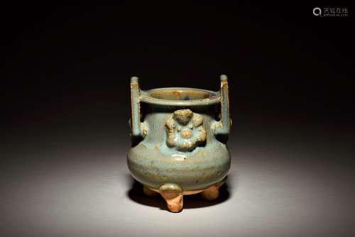 JUN WARE TRIPOD CENSER WITH HANDLES