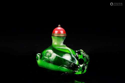 GREEN GLASS 'TEAPOT' SNUFF BOTTLE