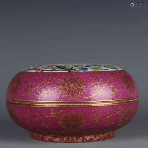 A Chinese Red Ground Famille-Rose Porcelain Round Box with Cover