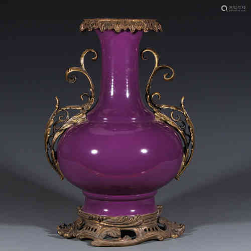 A Chinese Purple Glazed  Porcelain Vase with Gilt Bronze Inlaid